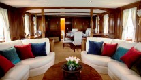 FLEURTJE -  Main Salon